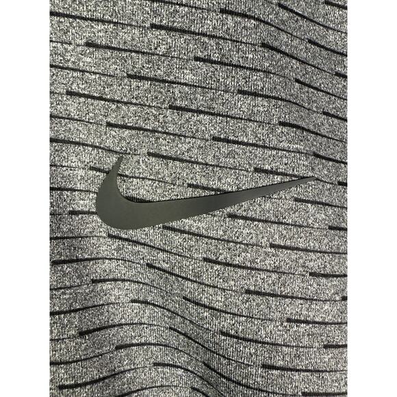 Nike Golf Vapor Knit Striped Dri-Fit Polo Shirt Geometric Print Gray Black XL - Picture 6 of 11